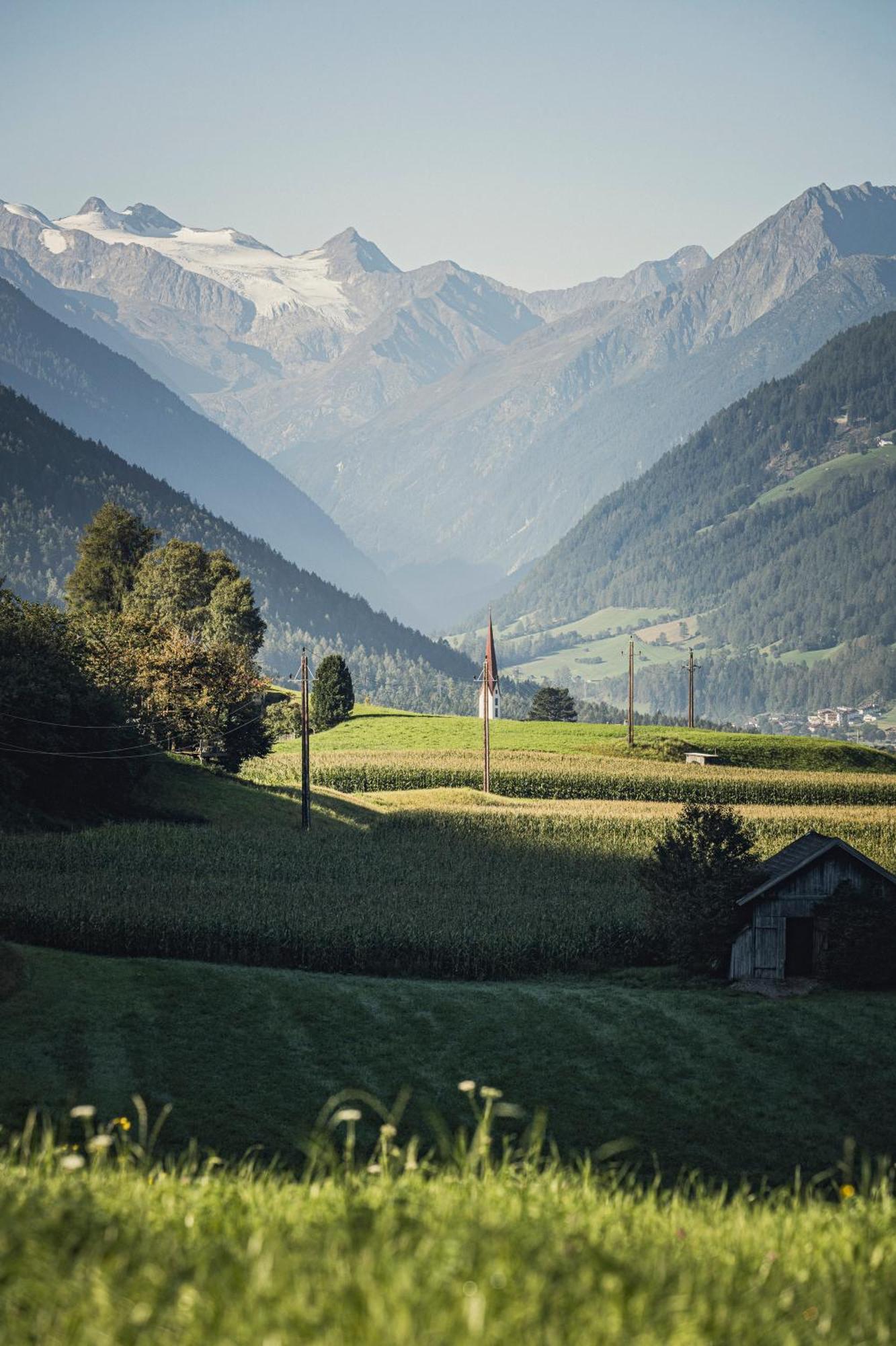 Biohotel Rastbichlhof Neustift im Stubaital Exterior photo