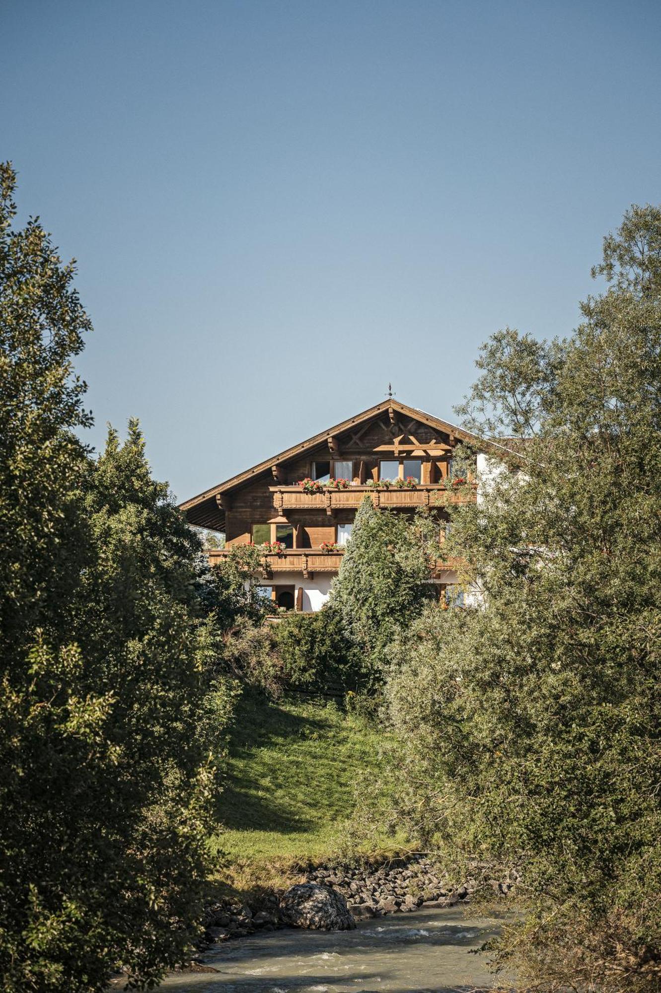Biohotel Rastbichlhof Neustift im Stubaital Exterior photo