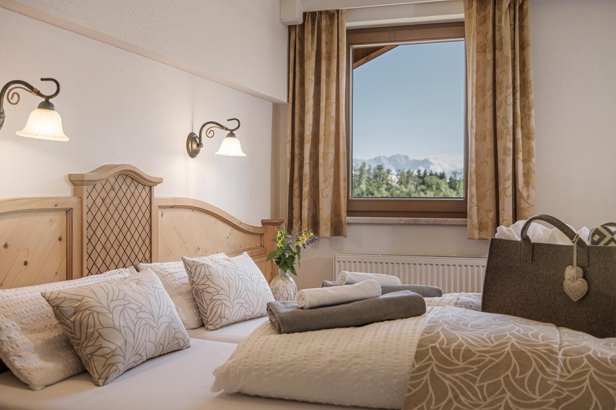 Biohotel Rastbichlhof Neustift im Stubaital Exterior photo